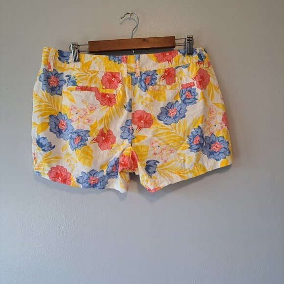 Old Navy Multifloral Women Cotton Casual‎ Shorts Size 10 Summer Outside - Picture 3 of 10